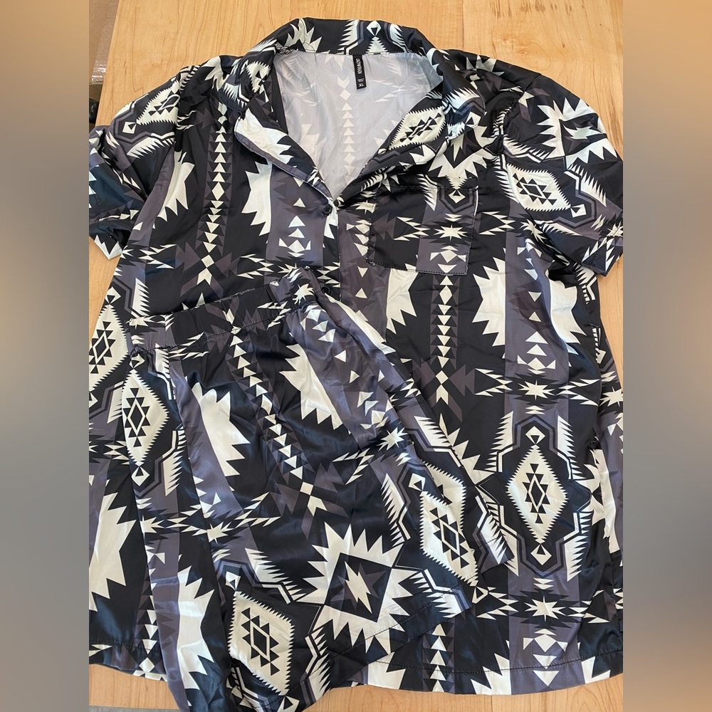 Western santin pajama set - nwot
